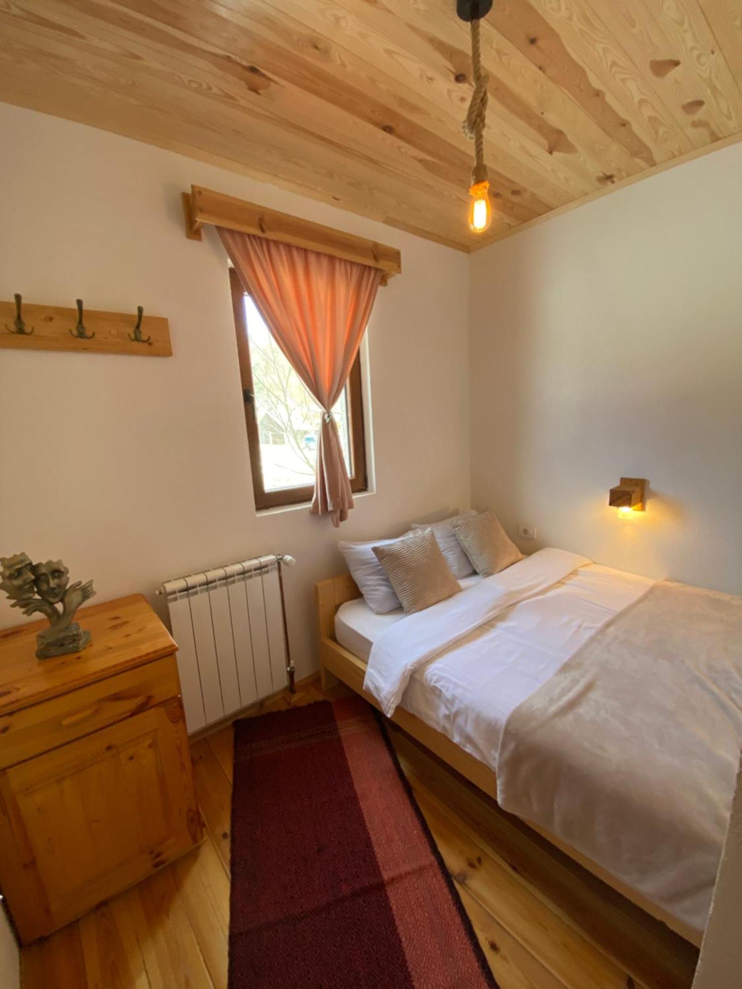 Pubhouse & Rooms Pahulja Kolaşin Dış mekan fotoğraf